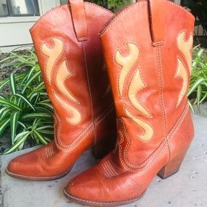 Vintage Tooled Leather Ladies Cowboy Boot